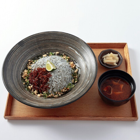 しらす食堂 じゃこ屋 七代目 山利 