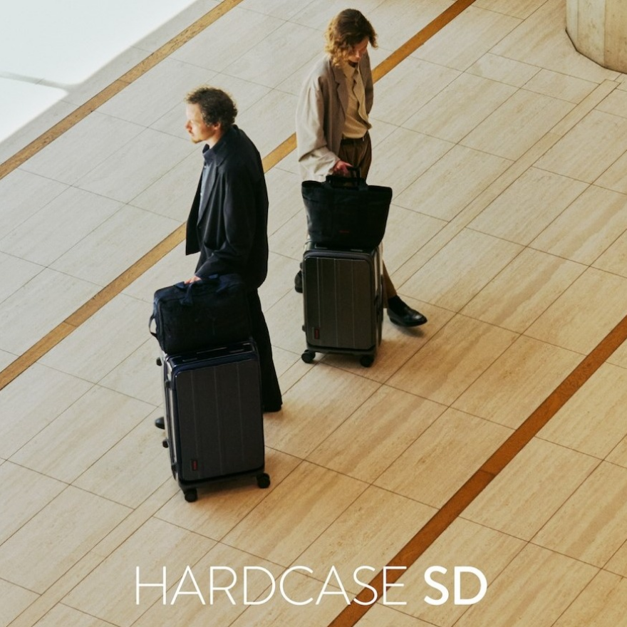 【BRIEFING TRAVEL】