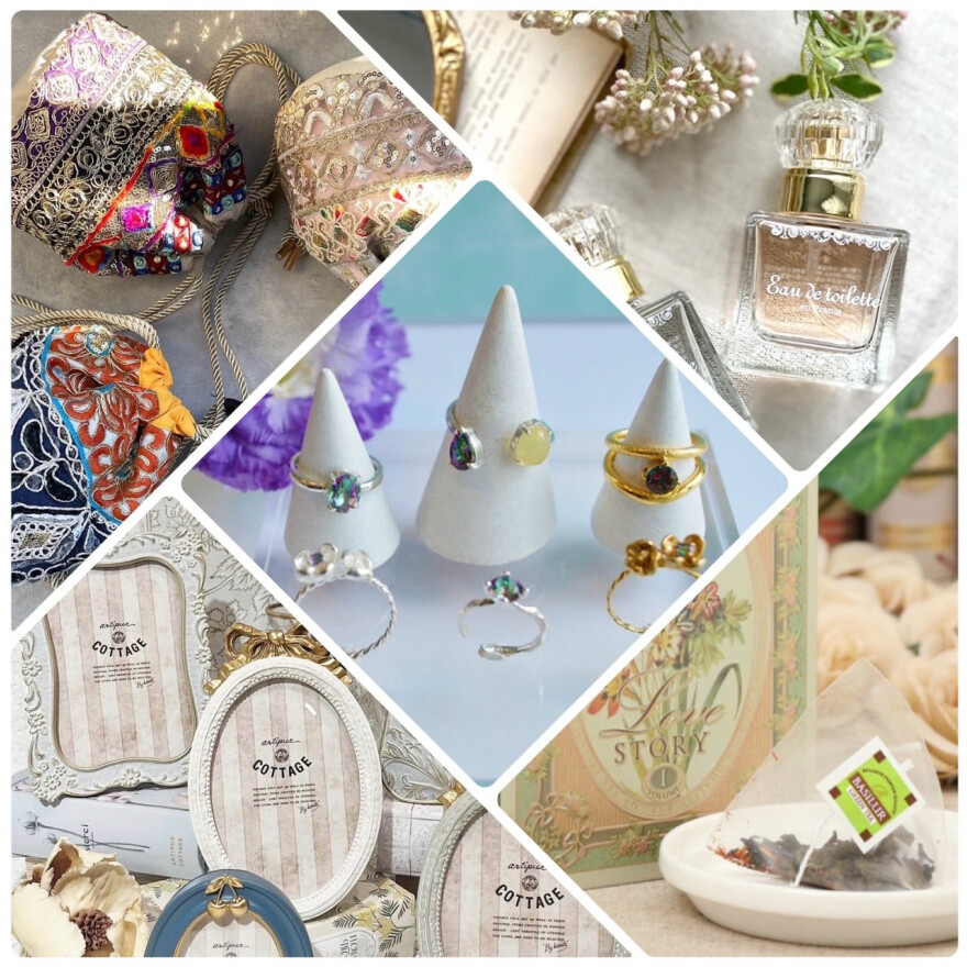 The GiFT POP UP SHOP