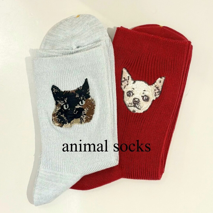 【人気アイテム】アニマル刺繡ソックス