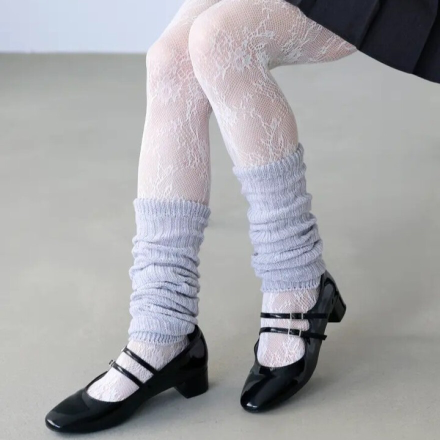 【まだまだ大人気!】レースタイツ