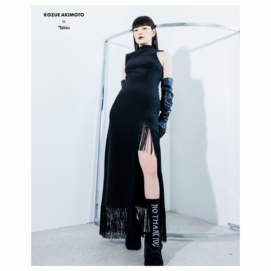 KOZUE AKIMOTO × Tabio