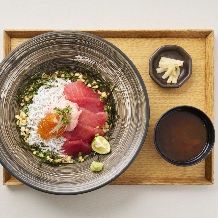 【しらす食堂 じゃこ屋 七代目 山利】冬メニュー開始