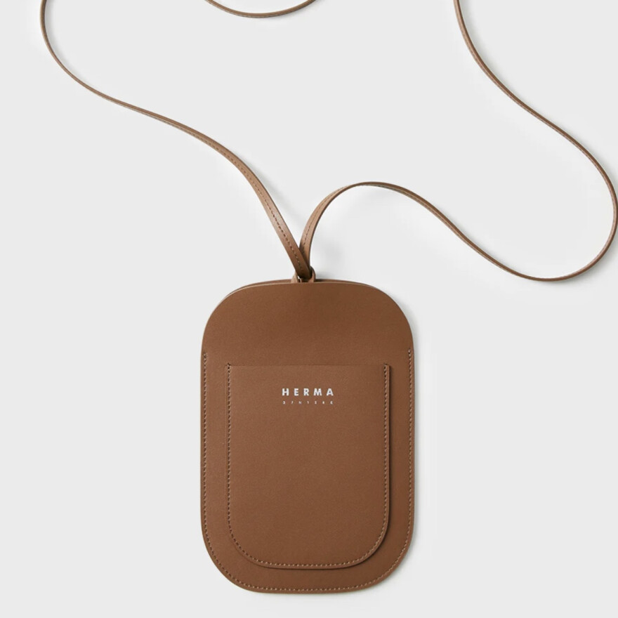 FAVORITE 韓国発のAMAG、HERMA入荷！ │ ショップニュース