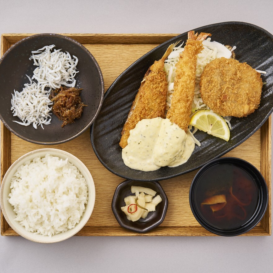 【しらす食堂じゃこ屋七代目山利】夏メニュー開始