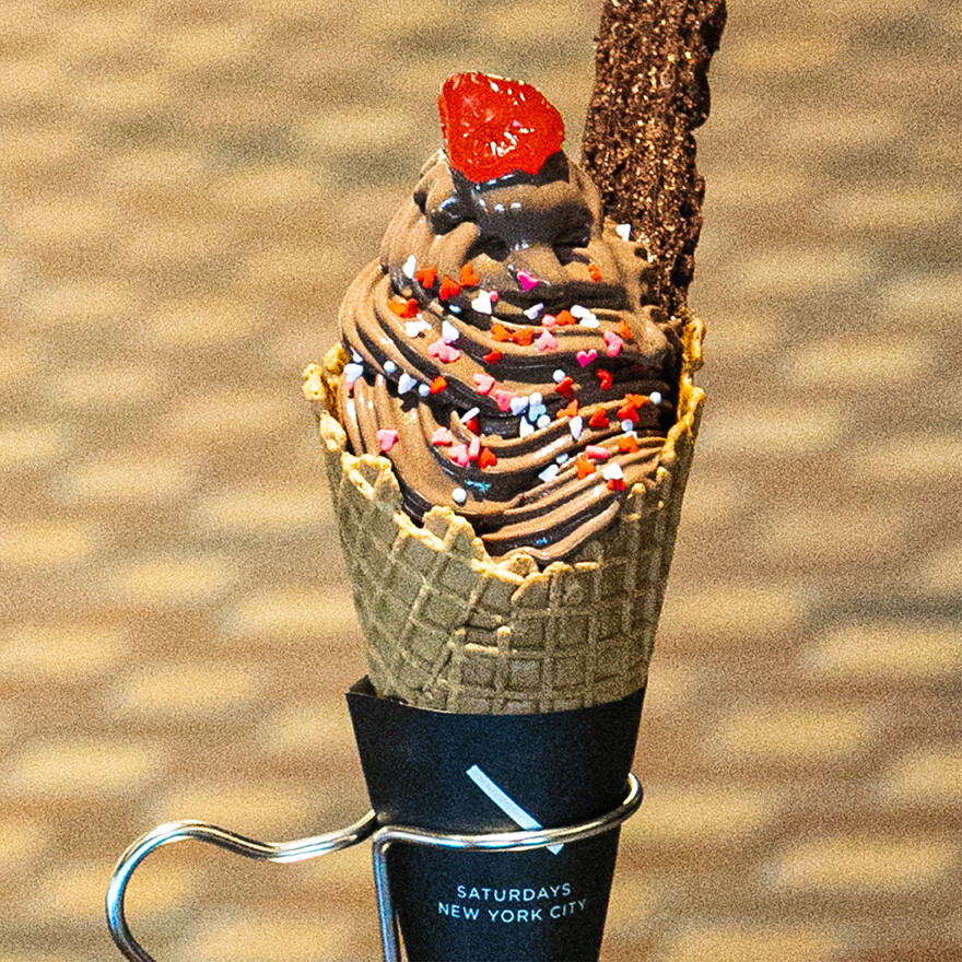 Saturdays NYC CAFE ×SUNDAY VEGAN popup